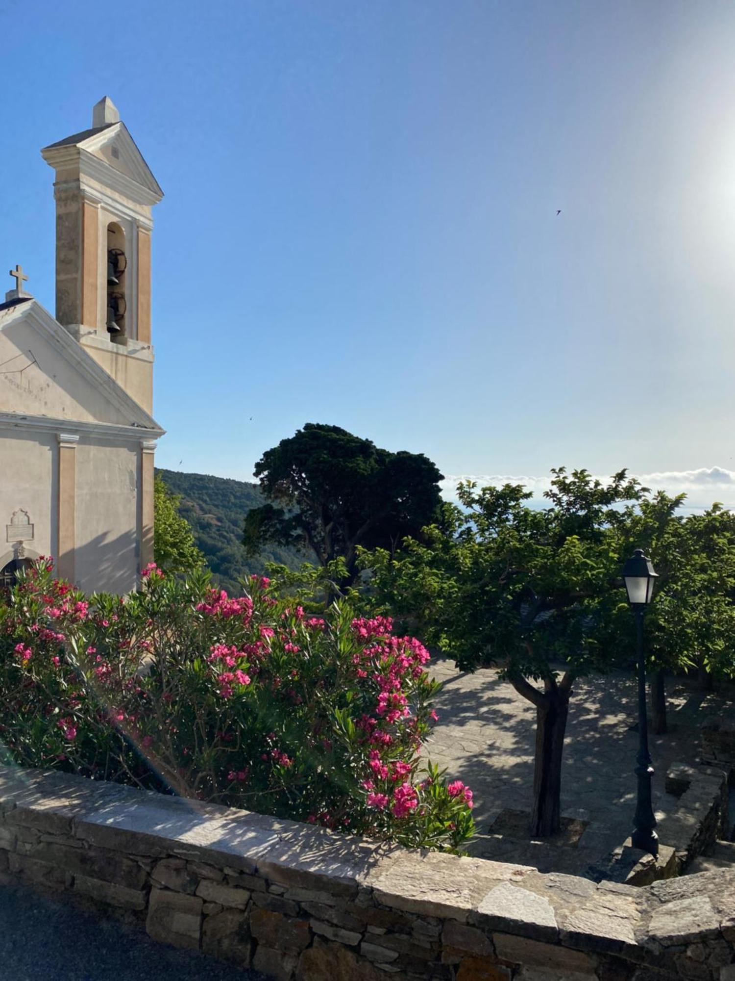 Apartmán A Macina Brando Exteriér fotografie